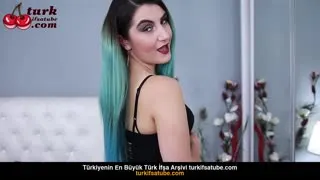 Aylin Aysun HD’de Çıplak Bedeni Gösterdi